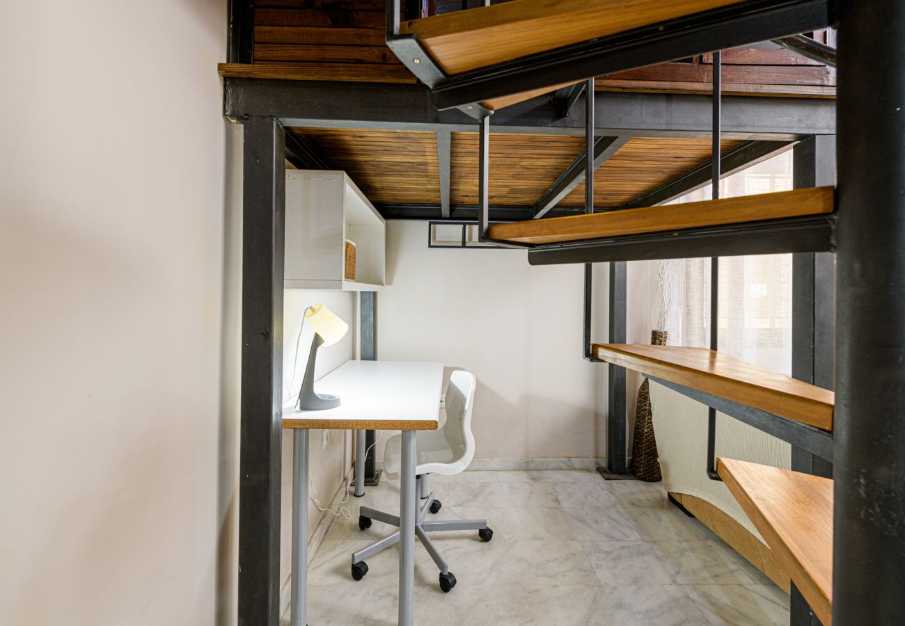Studio in Málaga - WintowinRentals Cosy Loft Studio for Two near Málaga’s Historic Centre