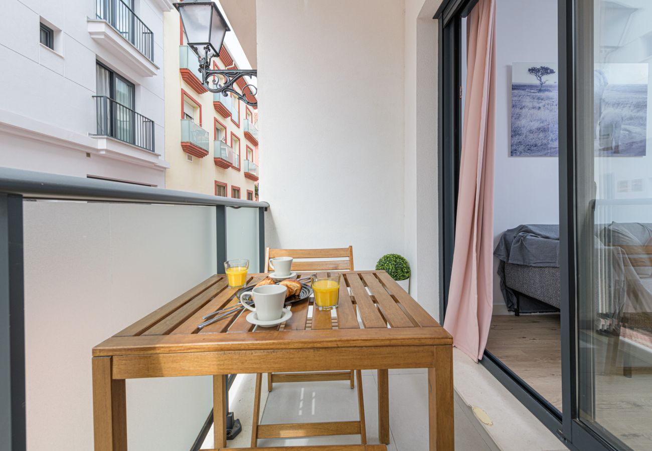 Apartment in Fuengirola - WintowinRentals Home Sweet Boliches 2 Bedrooms with Terrace near the Beach