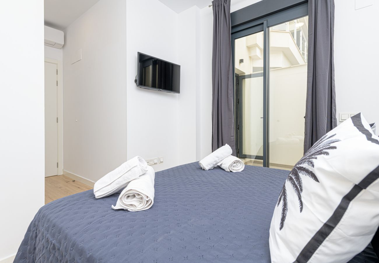 Apartment in Fuengirola - WintowinRentals Home Sweet Boliches 2 Bedrooms with Terrace near the Beach