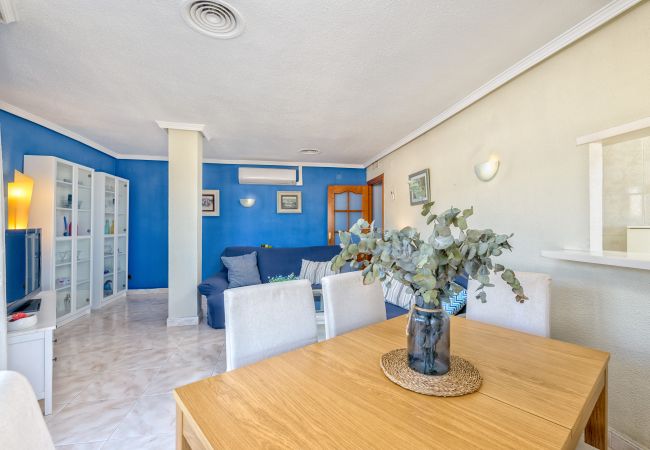 Appartement à Torrox Costa - WintowinRentals Vues spectaculaires, Penthouse, 1ère ligne de plage à Torrox Appartement à Torrox Costa - WintowinRentals Vues spectaculaires, Penthouse, 1ère ligne de plage à Torrox