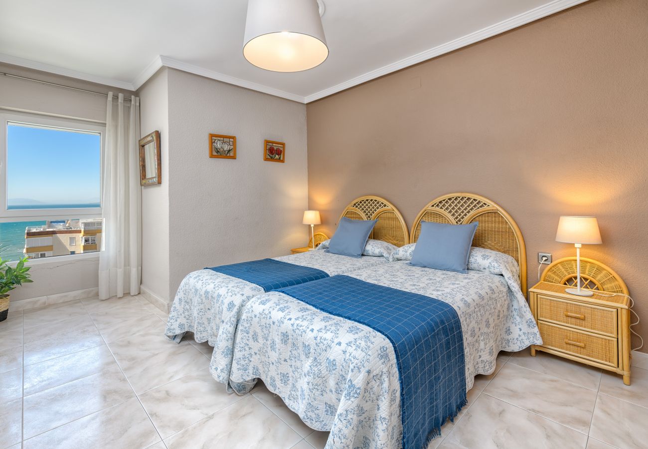 Appartement à Torrox Costa - WintowinRentals Vues spectaculaires, Penthouse, 1ère ligne de plage à Torrox Appartement à Torrox Costa - WintowinRentals Vues spectaculaires, Penthouse, 1ère ligne de plage à Torrox