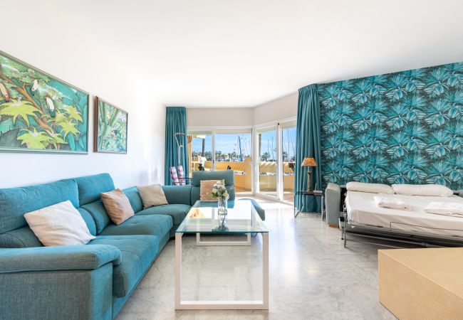 Appartement à Benalmádena - WintowinRentals Luxe, Vue Sur la mer Puerto Marina. Appartement à Benalmádena - WintowinRentals Luxe, Vue Sur la mer Puerto Marina.