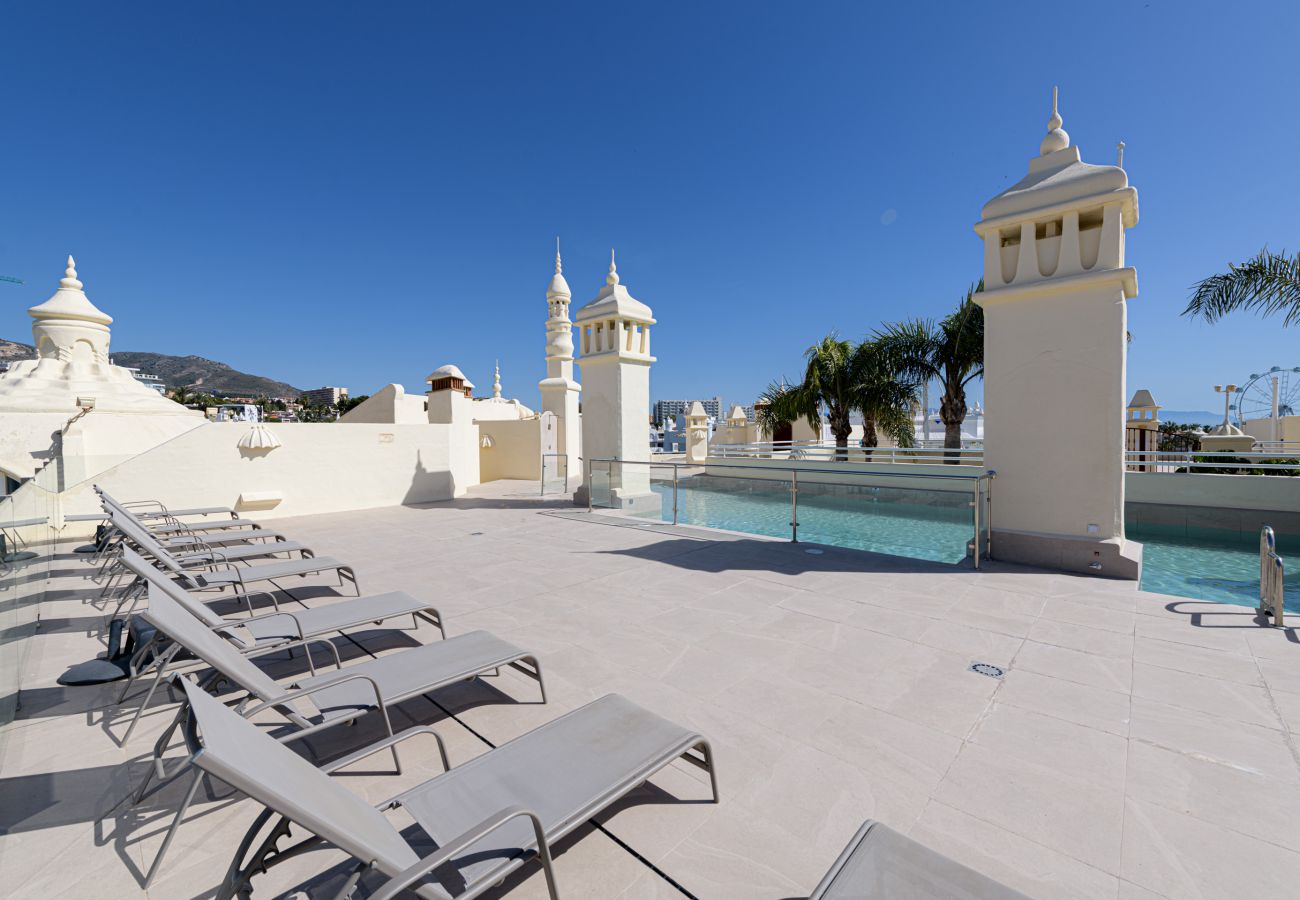 Appartement à Benalmádena - WintowinRentals Luxe, Vue Sur la mer Puerto Marina.