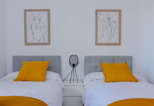 Appartement à Málaga - WintowinRentals Teatinos, Málaga, Metro & Parking. Appartement à Málaga - WintowinRentals Teatinos, Málaga, Metro & Parking.