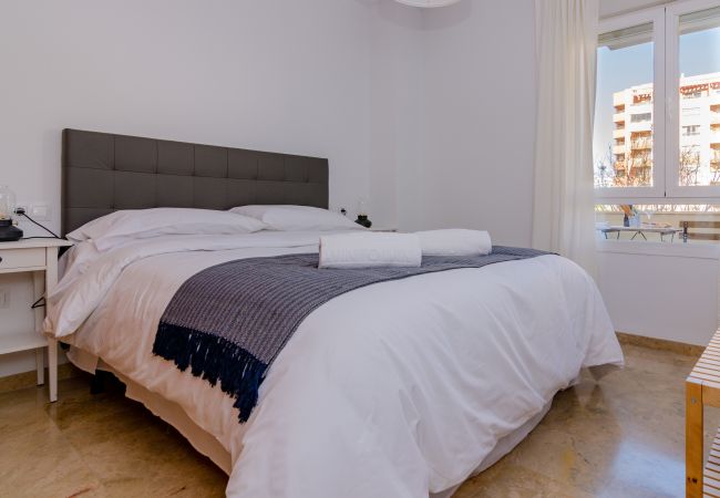 Appartement à Málaga - WintowinRentals Teatinos, Málaga, Metro & Parking. Appartement à Málaga - WintowinRentals Teatinos, Málaga, Metro & Parking.