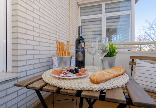 Appartement à Málaga - WintowinRentals Teatinos, Málaga, Metro & Parking. Appartement à Málaga - WintowinRentals Teatinos, Málaga, Metro & Parking.