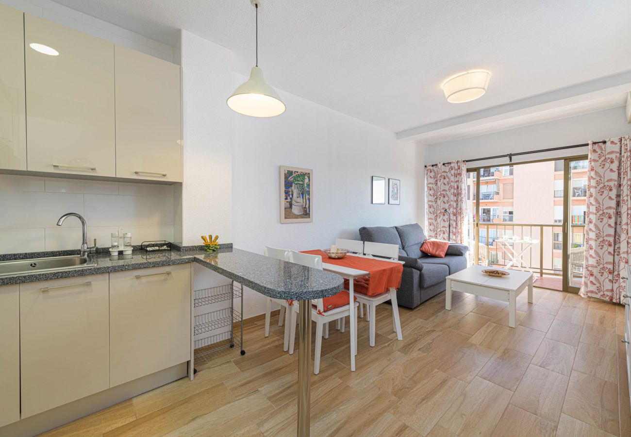 Appartement à Fuengirola - WintowinRentals très bien situé et vue sur la mer.