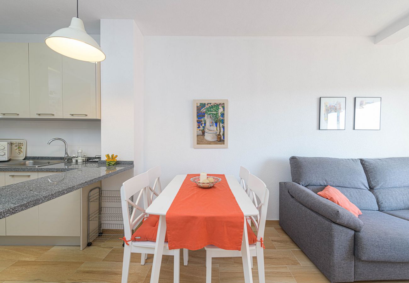 Appartement à Fuengirola - WintowinRentals très bien situé et vue sur la mer.