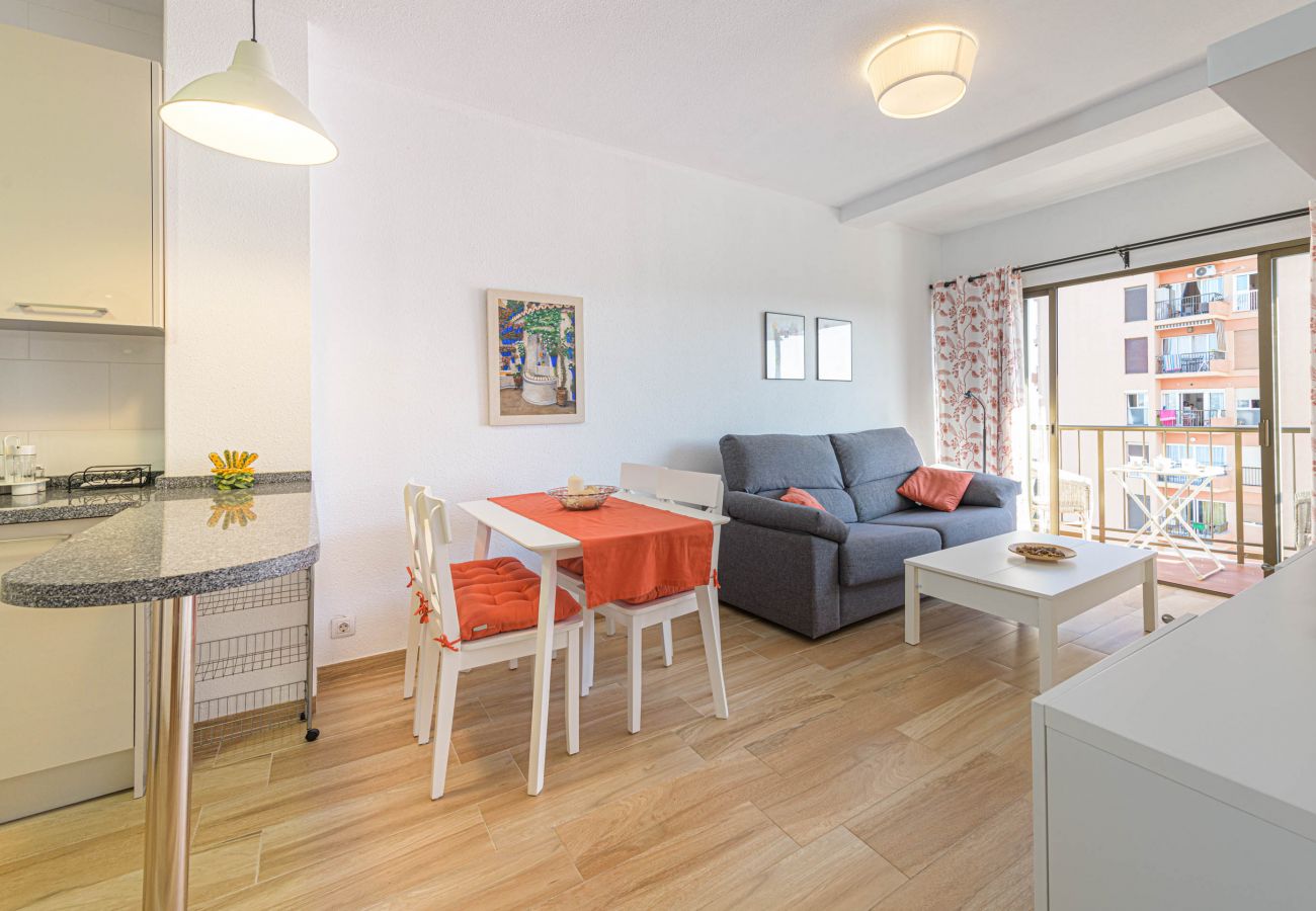 Appartement à Fuengirola - WintowinRentals très bien situé et vue sur la mer.