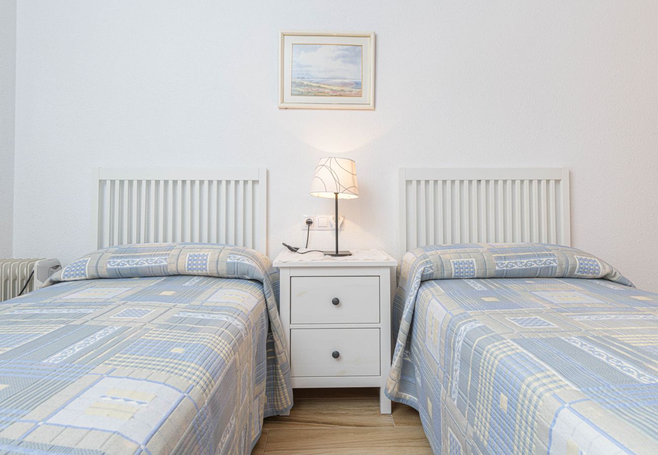 Appartement à Fuengirola - WintowinRentals très bien situé et vue sur la mer.