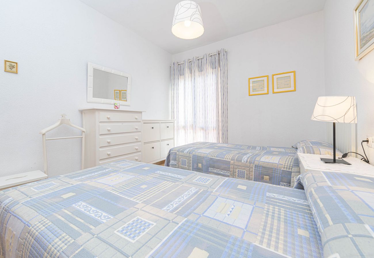 Appartement à Fuengirola - WintowinRentals très bien situé et vue sur la mer.