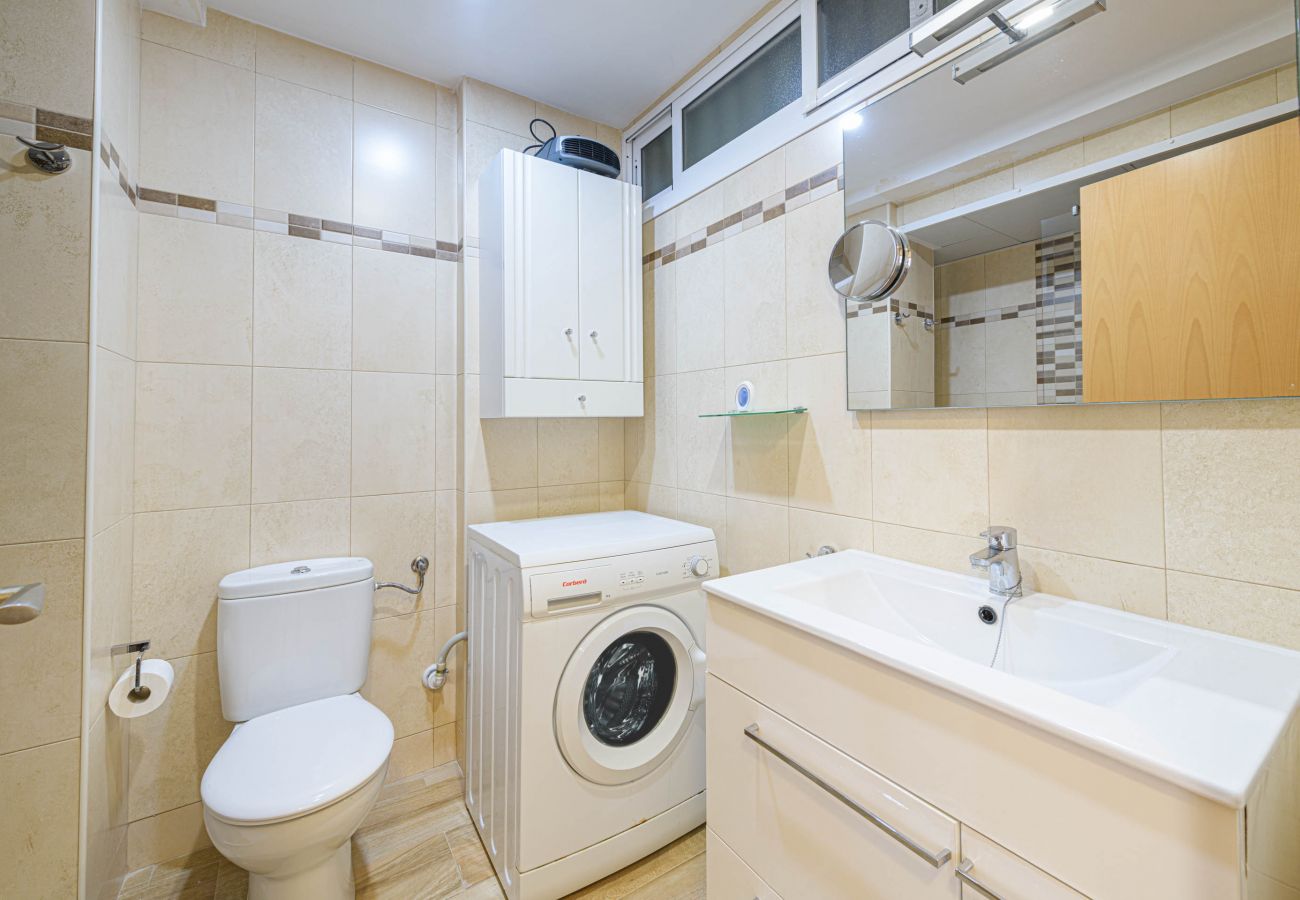 Appartement à Fuengirola - WintowinRentals très bien situé et vue sur la mer.