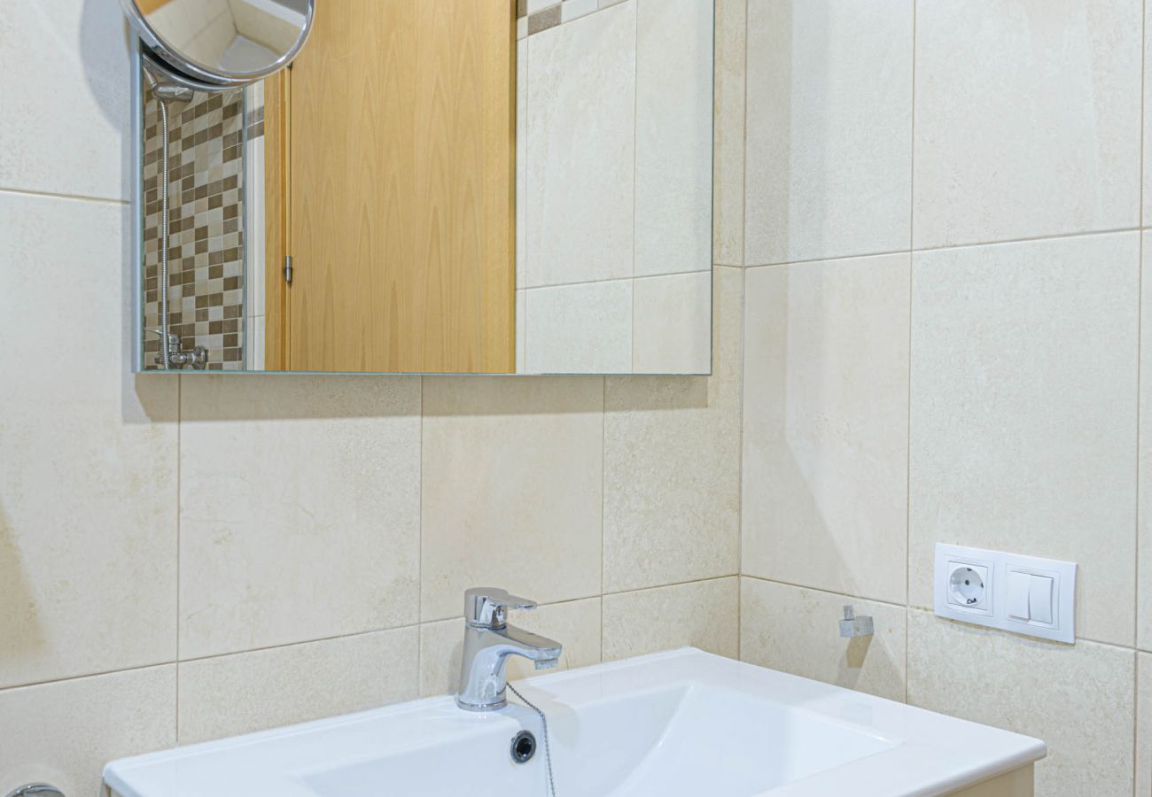 Appartement à Fuengirola - WintowinRentals très bien situé et vue sur la mer.