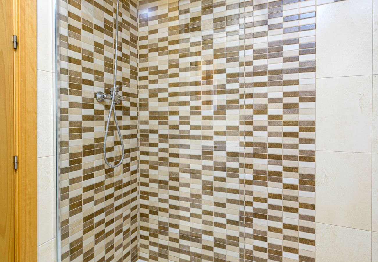 Appartement à Fuengirola - WintowinRentals très bien situé et vue sur la mer.