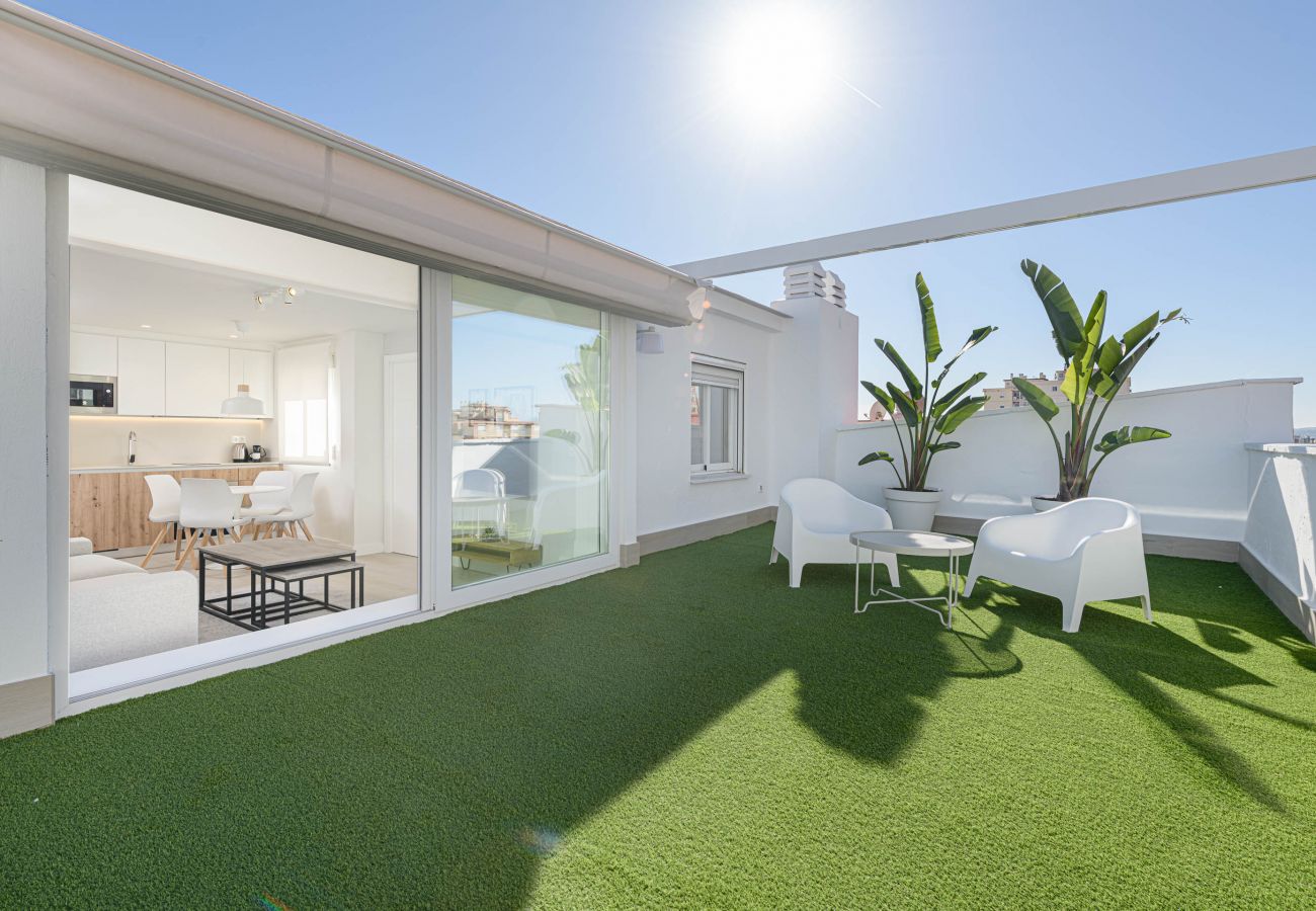 Appartement à Malaga - WintowinRentals Penthouse exclusif près de la plage.