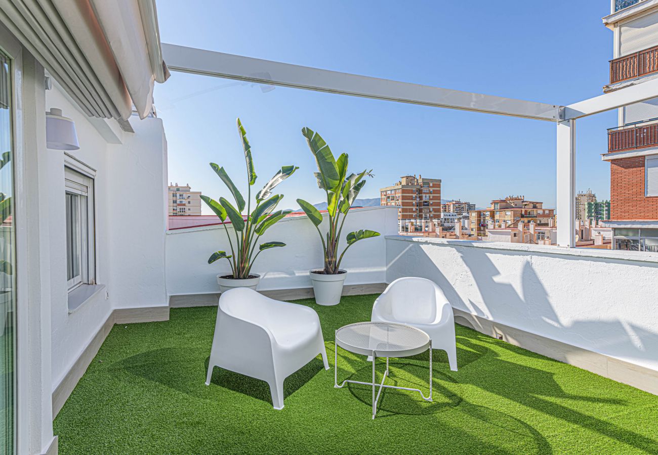 Appartement à Malaga - WintowinRentals Penthouse exclusif près de la plage.