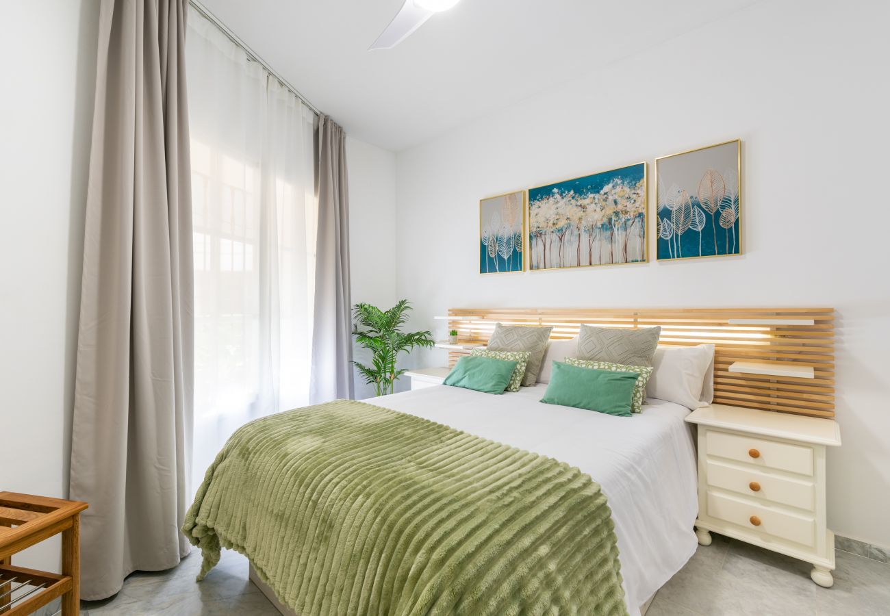 Appartement à Benalmádena - WintowinRentals Appartement de luxe au milieu de Puerto Marina.