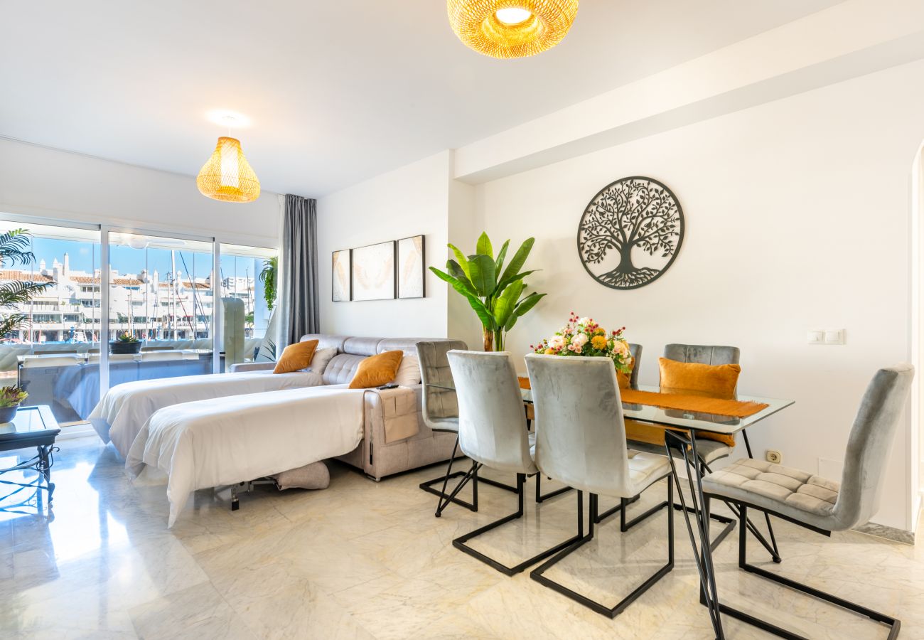 Appartement à Benalmádena - WintowinRentals Appartement de luxe au milieu de Puerto Marina.