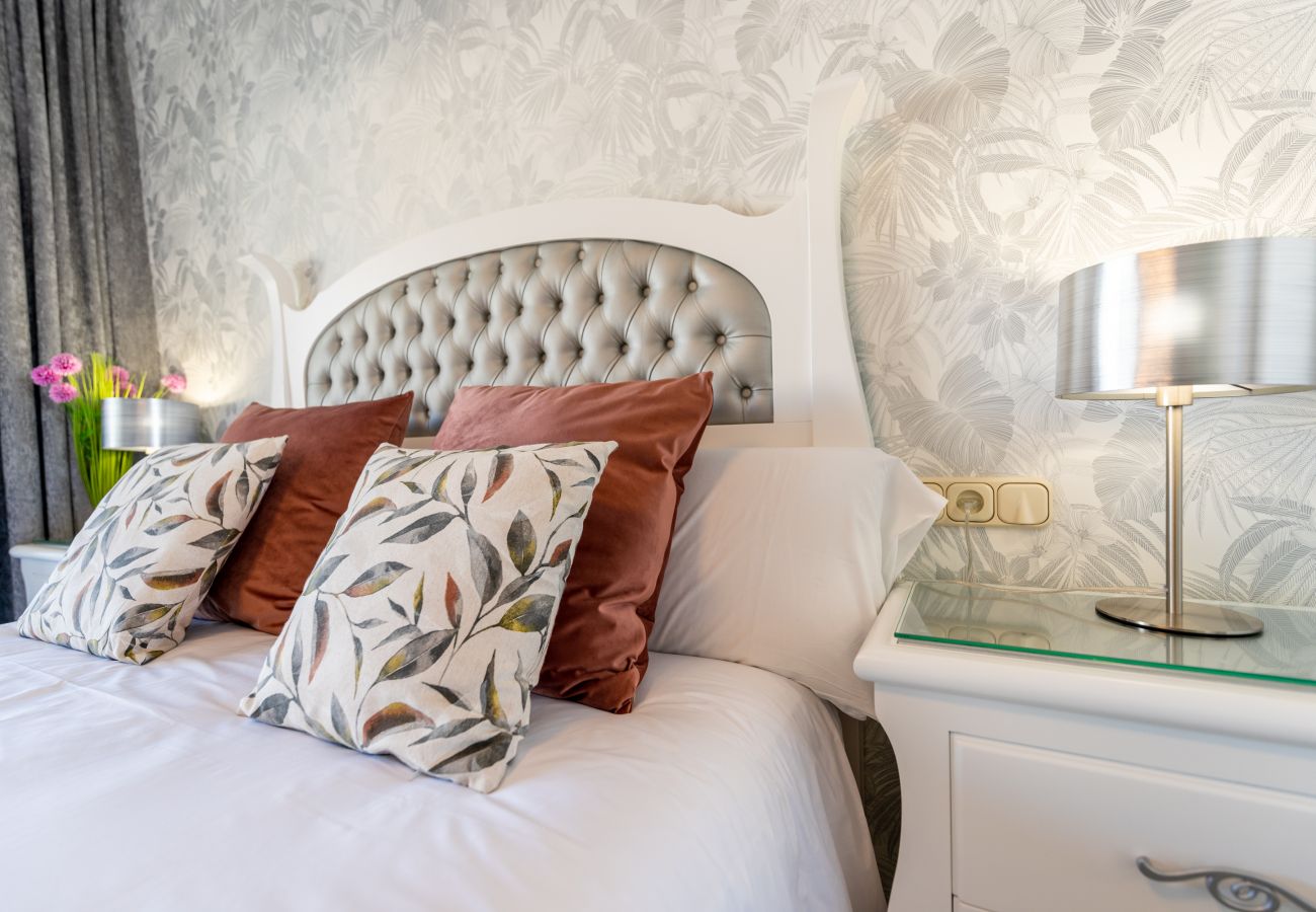 Appartement à Benalmádena - WintowinRentals Appartement de luxe au milieu de Puerto Marina.