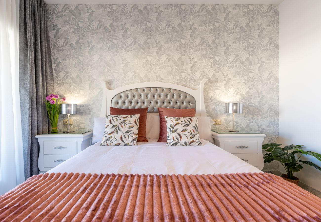 Appartement à Benalmádena - WintowinRentals Appartement de luxe au milieu de Puerto Marina.