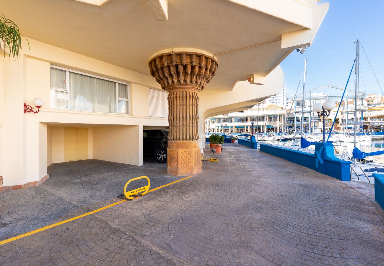 Appartement à Benalmádena - WintowinRentals Appartement de luxe au milieu de Puerto Marina.