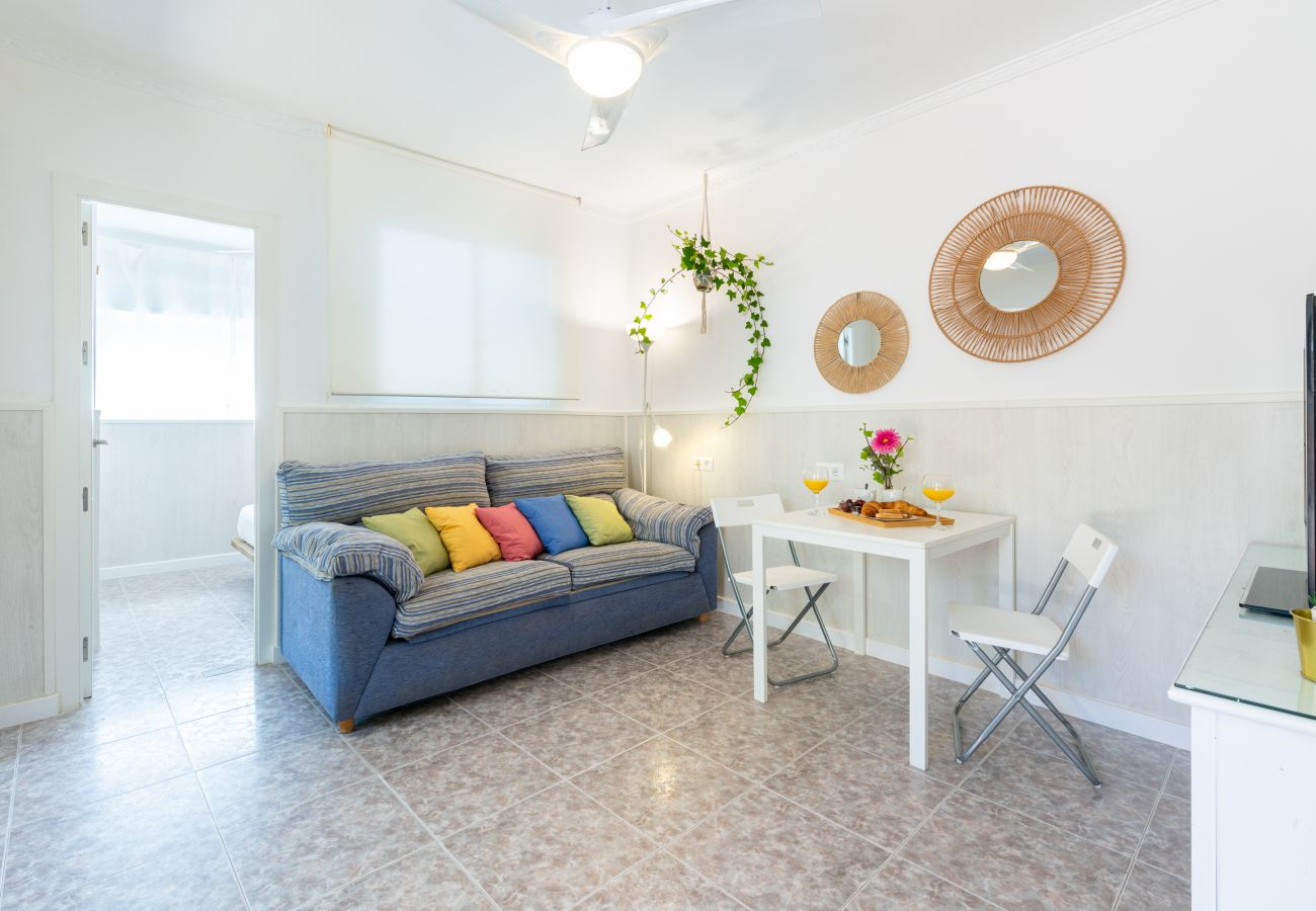 Maison mitoyenne à Rincón de la Victoria - WintowinRentals Close to the beach, Private Terrace & Parking