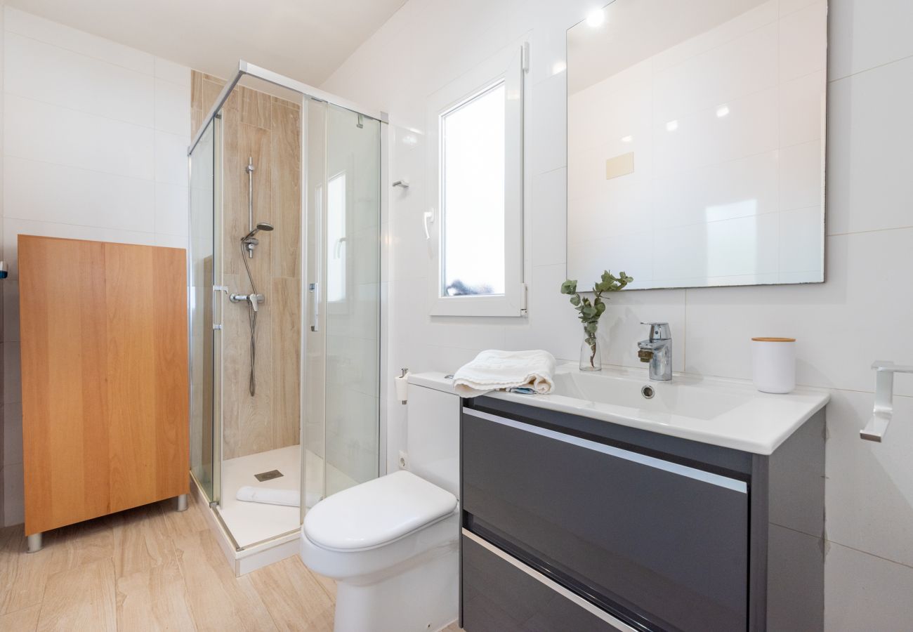 Maison mitoyenne à Rincón de la Victoria - WintowinRentals Close to the beach, Private Terrace & Parking