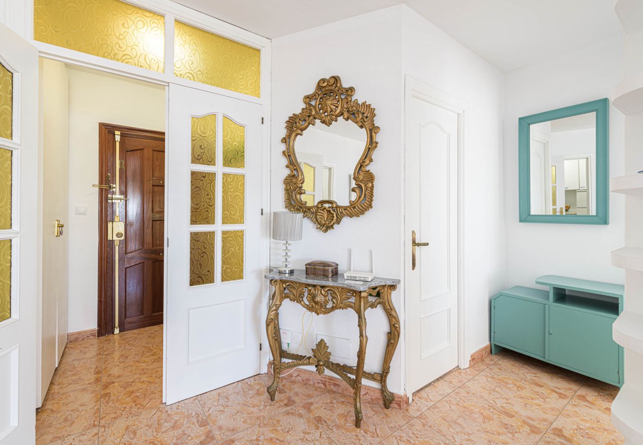 Appartement à Fuengirola - Great Location and Frontal Sea View Fuengirola