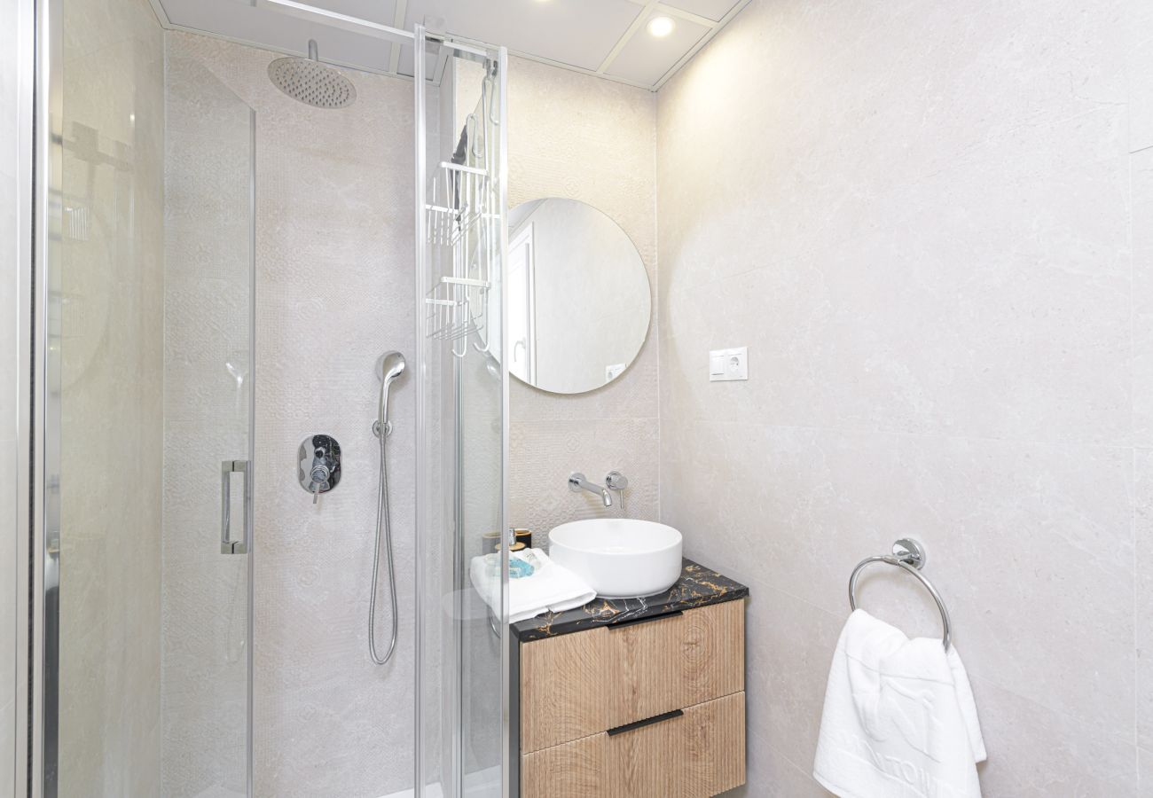 Appartement à Malaga - WintowinRentals Al-Mansa Central et silencieux