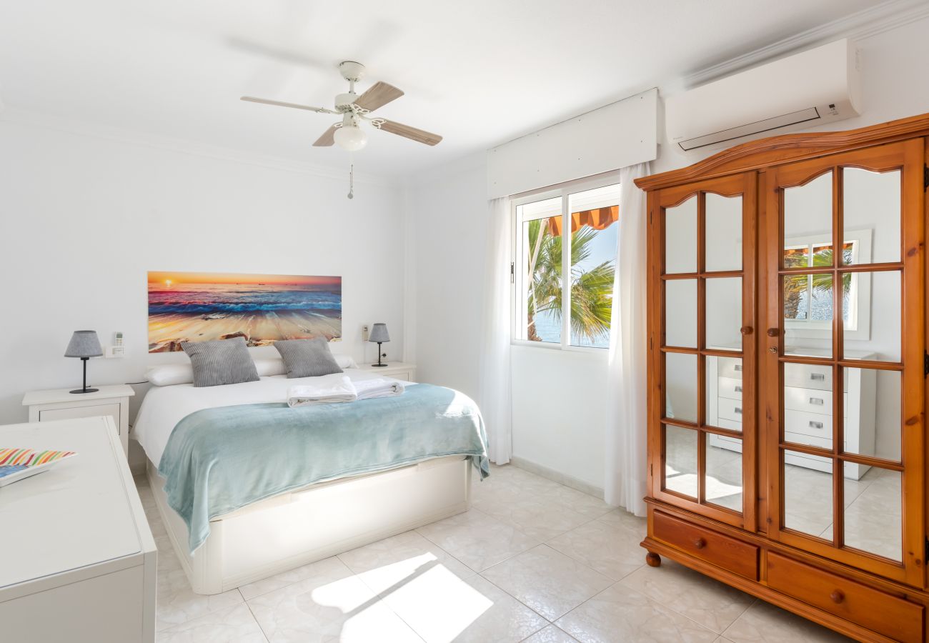 Appartement à Rincón de la Victoria - WintowinRentals Spectacular Sea Views on the Beachfront
