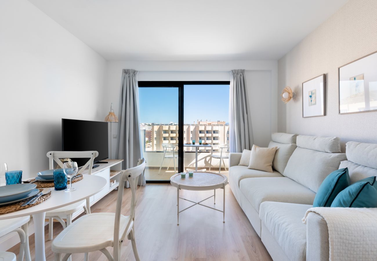 Appartement à Torremolinos - WintowinRentals Private Apartment in Ocean House with Sea Views