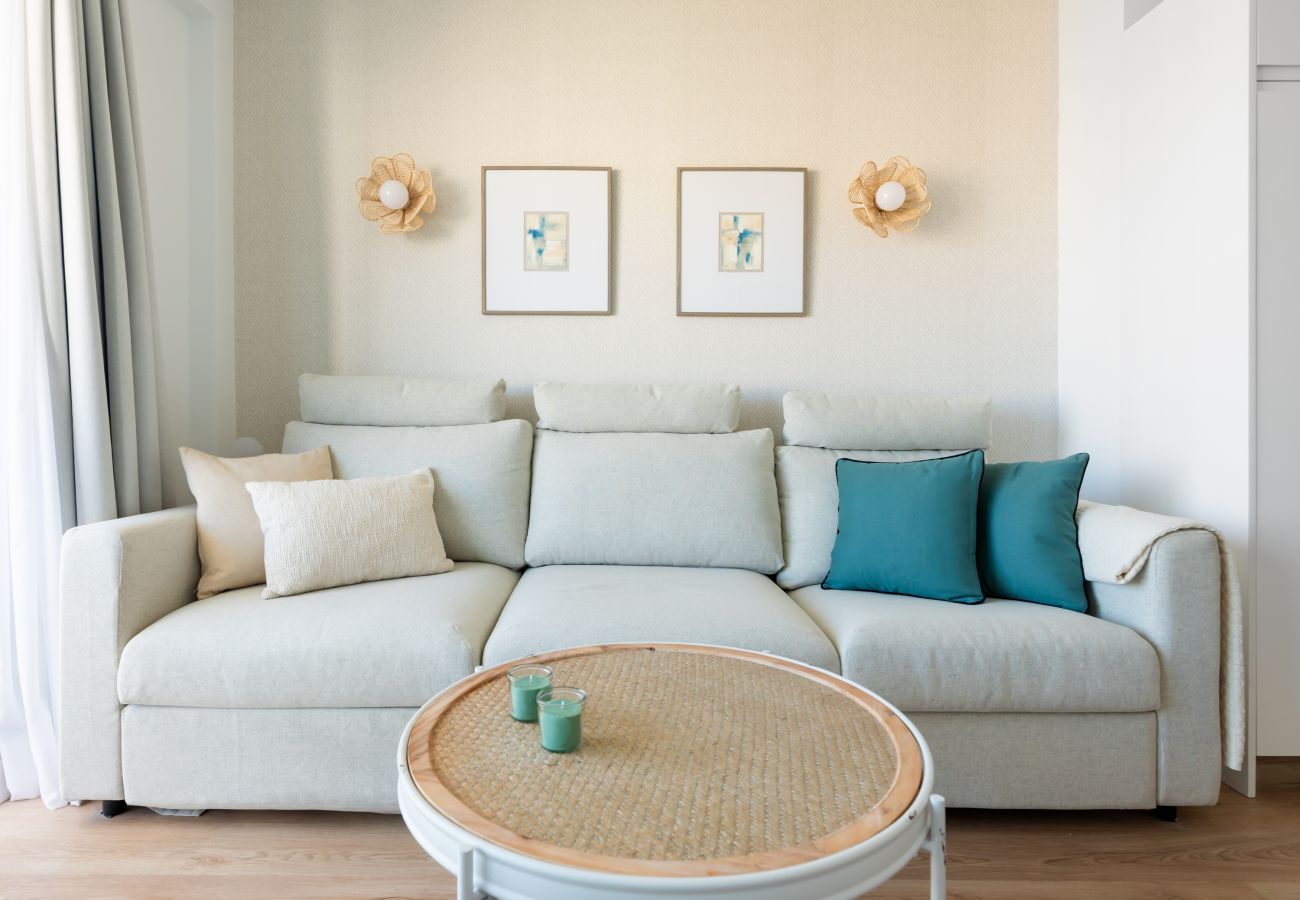 Appartement à Torremolinos - WintowinRentals Private Apartment in Ocean House with Sea Views