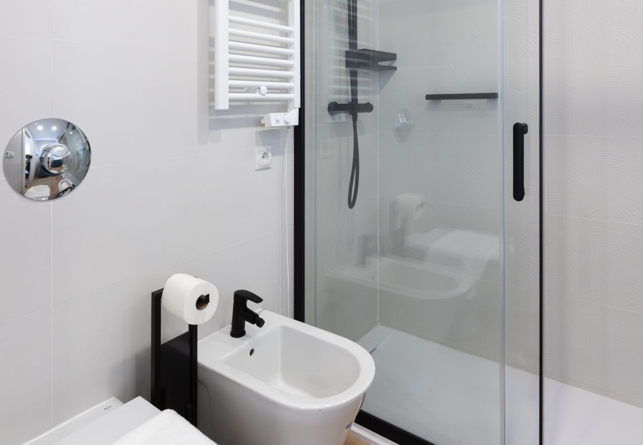 Appartement à Torremolinos - WintowinRentals Private Apartment in Ocean House with Sea Views