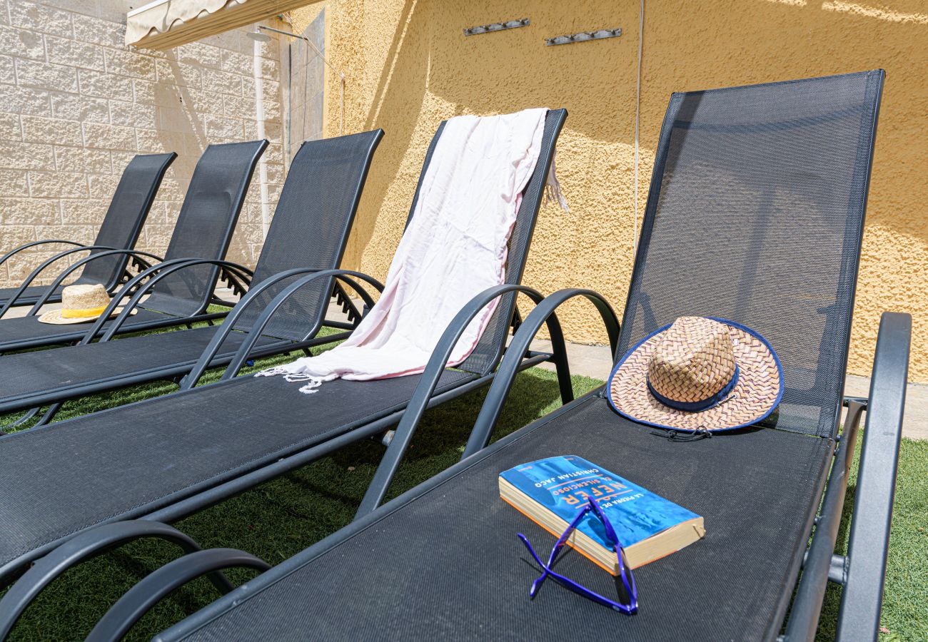 Maison à Rincón de la Victoria - WintowinRentals Maison avec Piscine Privée à Rincón