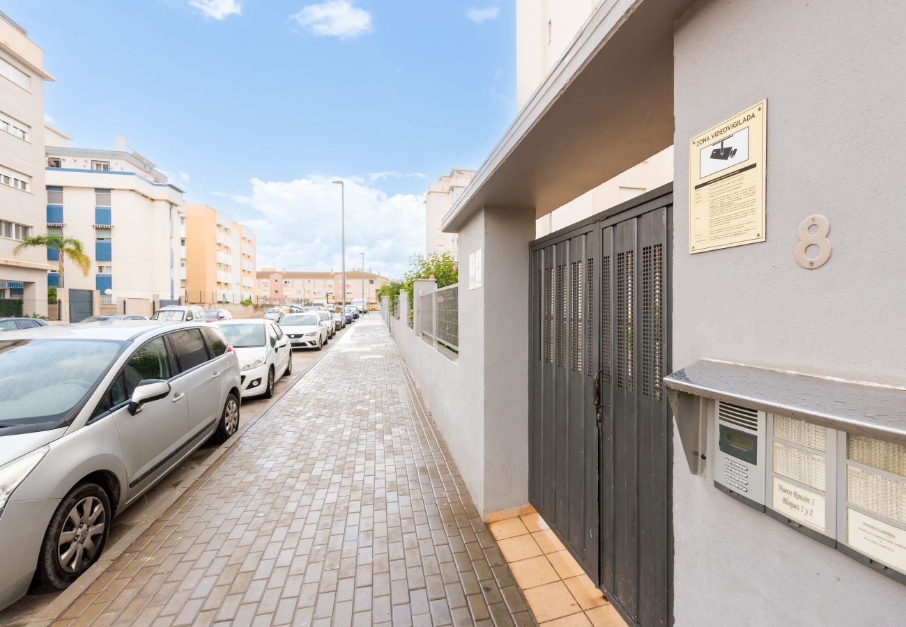 Appartement à Rincón de la Victoria - WintowinRentals · Perfect Location with Terrace, Pool and Parking in Rincón de la Victoria