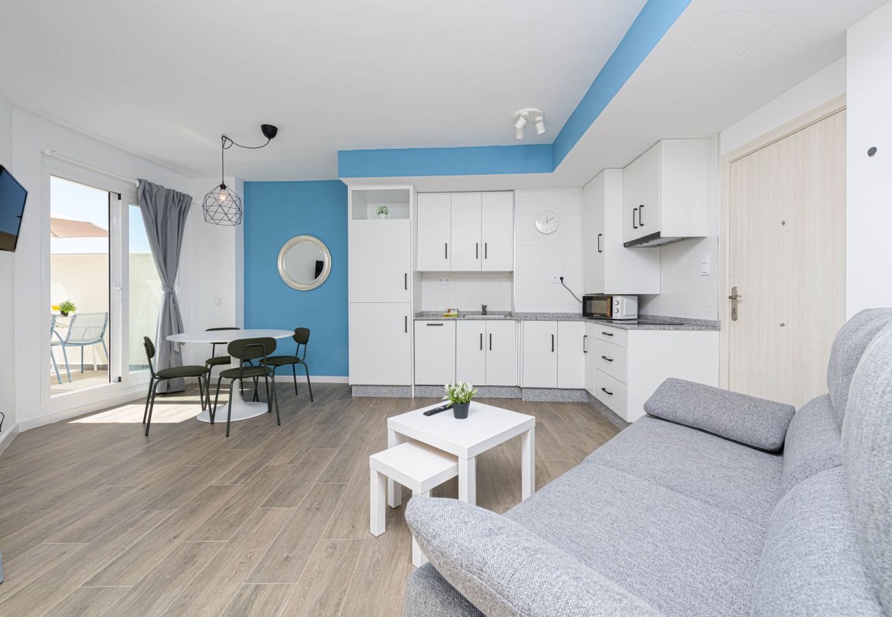 Appartement à Rincón de la Victoria - WintowinRentals Penthouse avec Terrasse Privée au Centre de Rincón de la Victoria