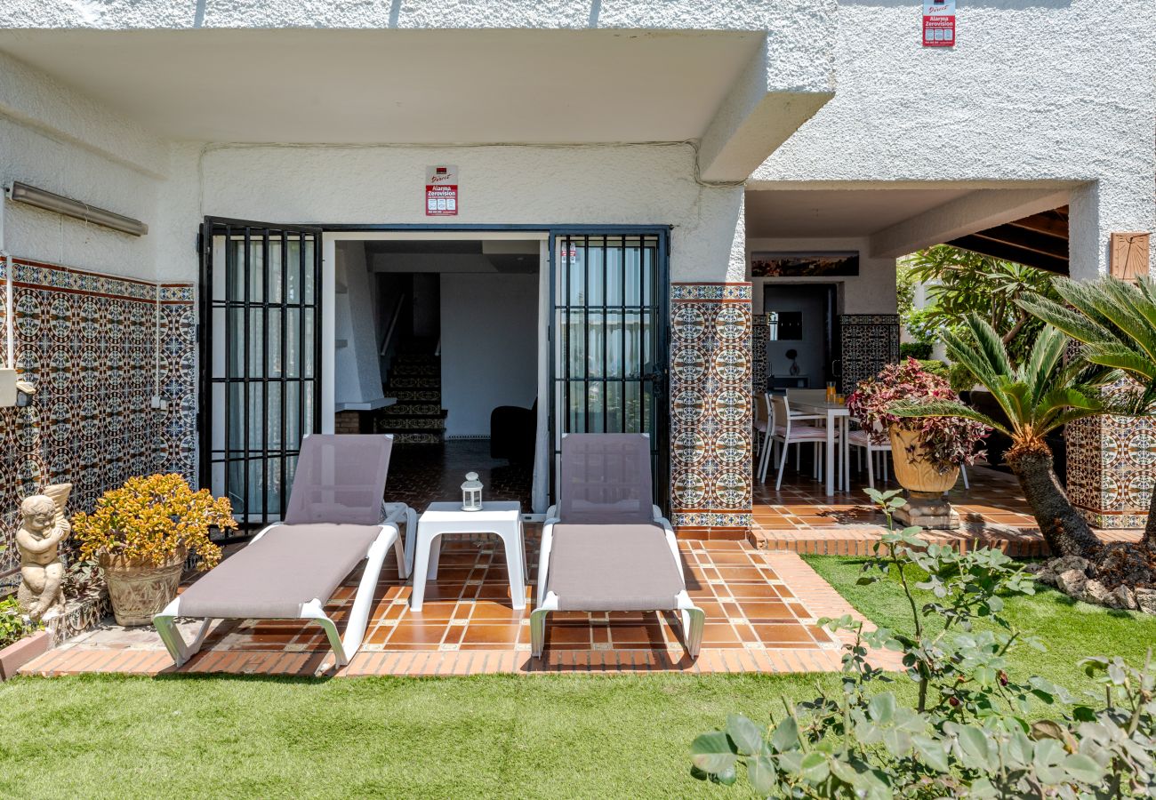 Maison à Rincón de la Victoria - WintowinRentals Haus in erster Strandlinie mit privatem Garten