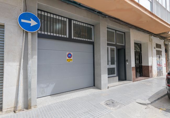 Appartement à Malaga - WintowinRentals Loft rénové avec garage à côté de la plage de Huelin Appartement à Malaga - WintowinRentals Loft rénové avec garage à côté de la plage de Huelin