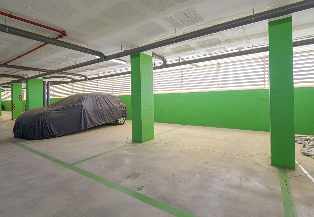 Appartement à Fuengirola - WintowinRentals Fuengirola – Appartement Exclusif avec Vue sur la Mer, Terrasse, Piscine et Parking