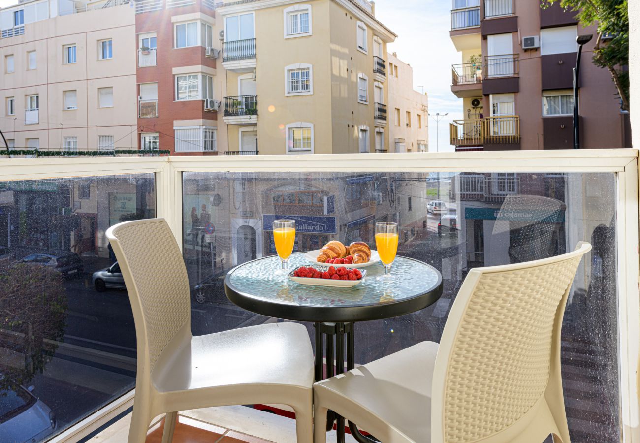 Appartement à Rincón de la Victoria - WintowinRentals Home Sweet Beach  – 2 chambres avec terrasse près de la plage del Rincón