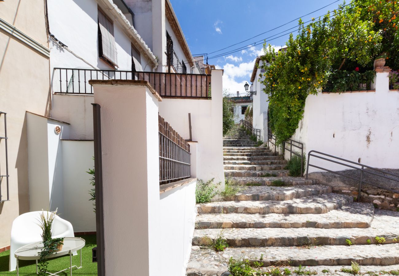 Appartement à Granada - WintowinRentals Appartement chaleureux avec patio privé à côté de l’Albaicín