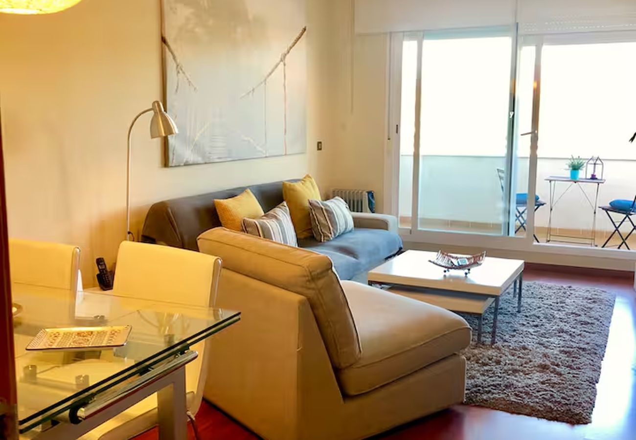 Appartement à Malaga - WintowinRentals SkyView Teatinos: Terrace, Bright & Open Views