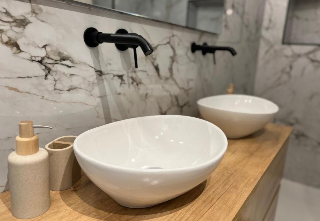 Appartement à Mogro - WintowinRentals Suite Miramar Apartment, Usil Beach