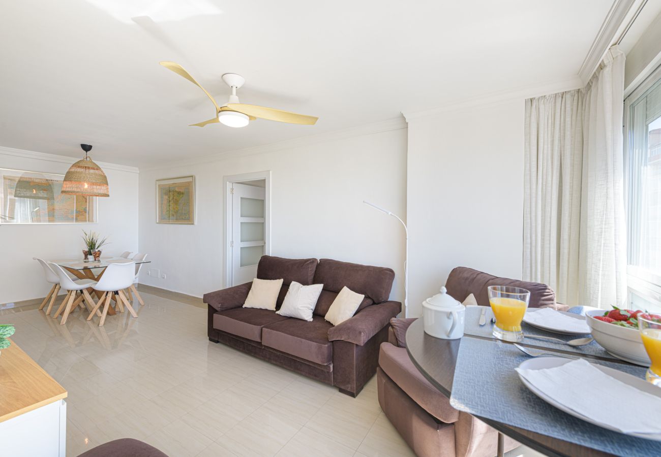Appartement à Malaga - WintowinRentals Grand appartement à Huelin avec vue privilégiée, parking inclus et proche de la plage