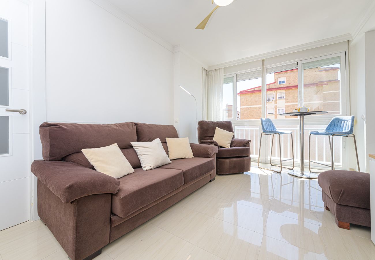 Appartement à Malaga - WintowinRentals Grand appartement à Huelin avec vue privilégiée, parking inclus et proche de la plage