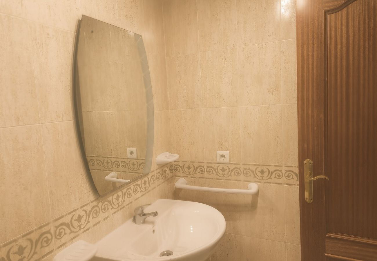 Appartement à Malaga - WintowinRentals Teatinos, Campus, Piscine et Terrasse