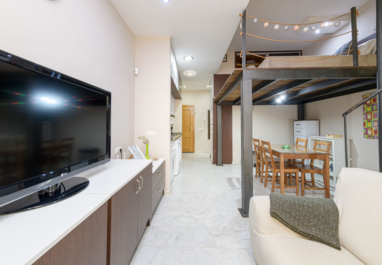 Studio à Malaga - WintowinRentals Studio Loft chaleureux pour deux près du centre historique de Málaga