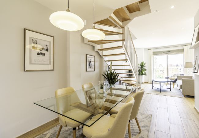 Appartement à Málaga - WintoWinRentals - Penthouse de luxe avec vue sur la mer.